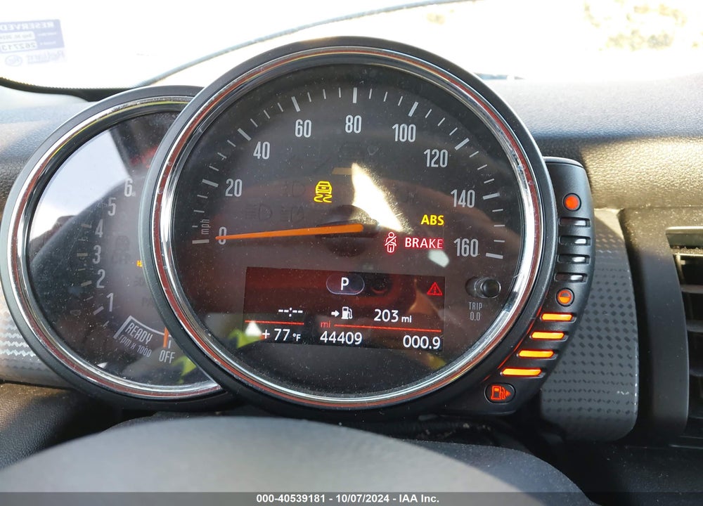 2015 MINI HARDTOP COOPER VIN: WMWXM5C51FT938679