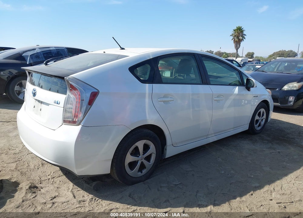 2012 TOYOTA PRIUS TWO VIN: JTDKN3DU7C5485060