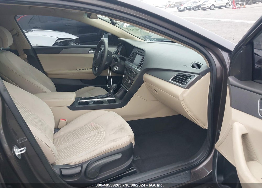 2016 HYUNDAI SONATA SE VIN: 5NPE24AF5GH295698