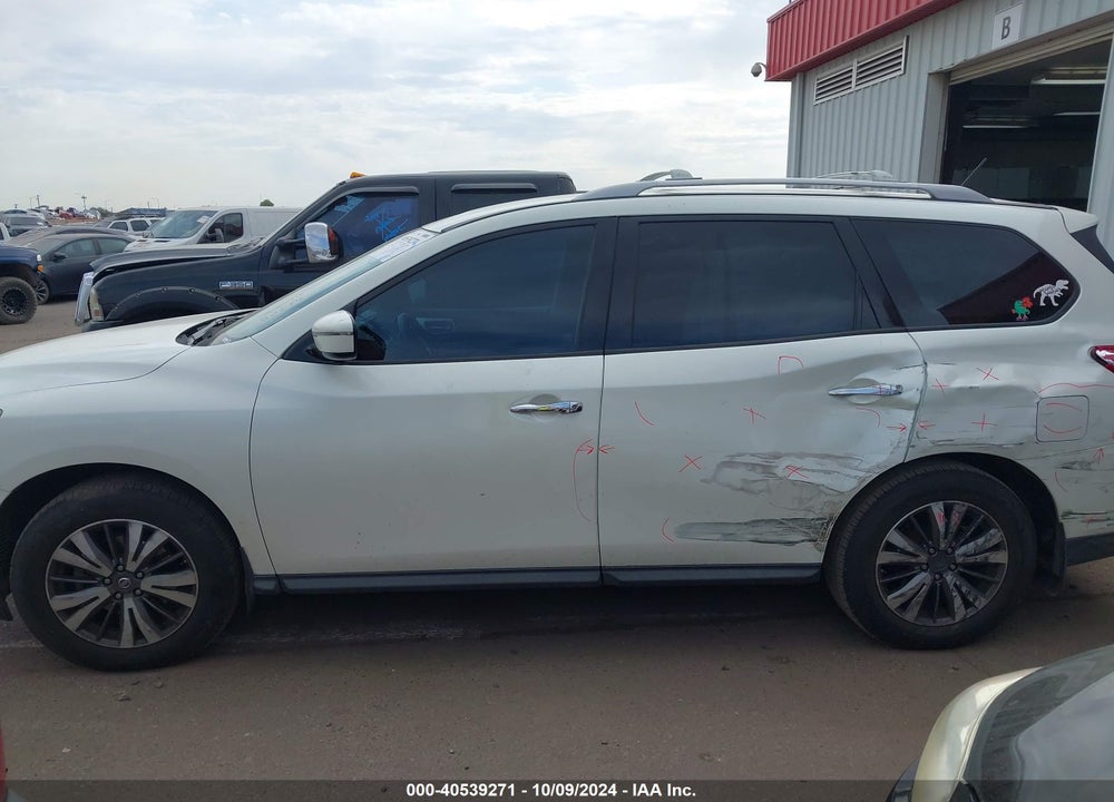 2017 NISSAN PATHFINDER SV VIN: 5N1DR2MN0HC630681