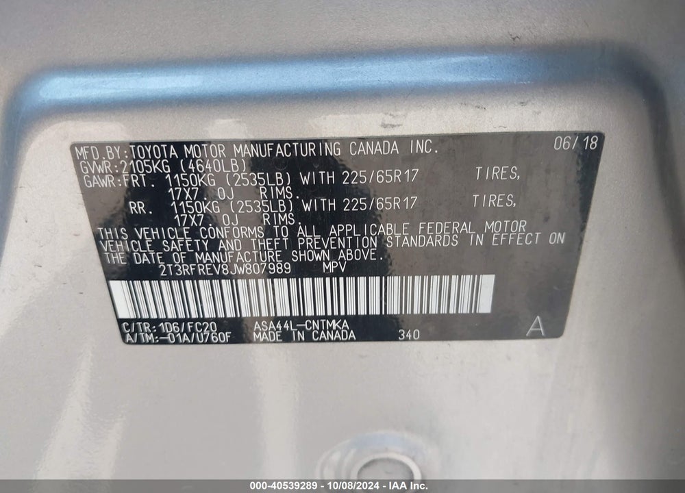 2018 TOYOTA RAV4 XLE VIN: 2T3RFREV8JW807989