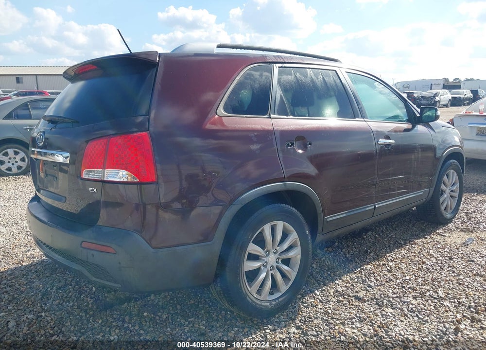 2011 KIA SORENTO EX VIN: 5XYKU4A16BG035909