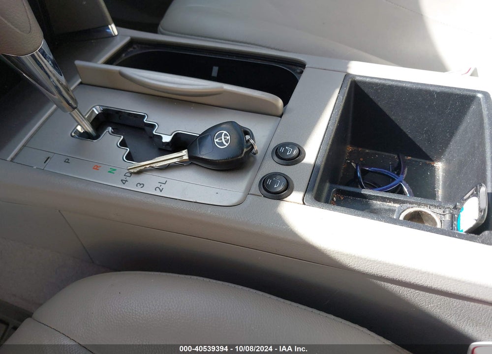 2009 TOYOTA CAMRY LE VIN: 4T4BE46KX9R138016