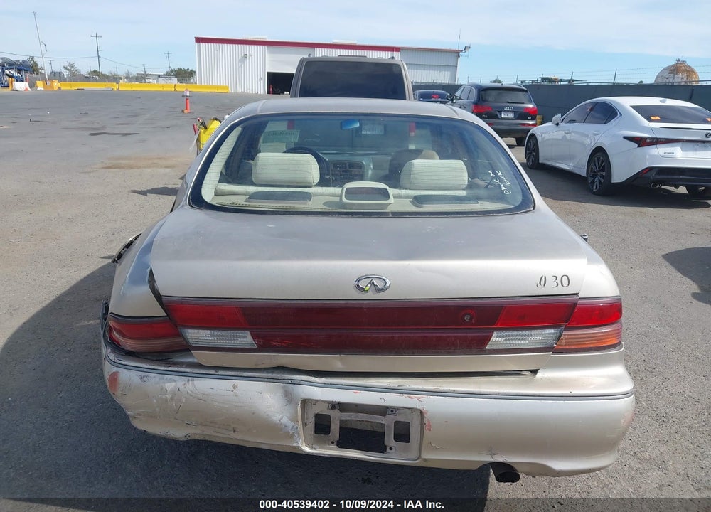 1996 INFINITI I30 VIN: JNKCA21D8TT300832