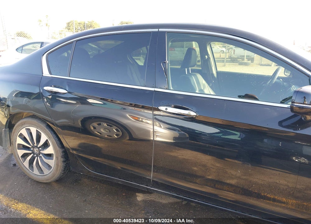 2017 HONDA ACCORD HYBRID EX-L VIN: JHMCR6F54HC022701