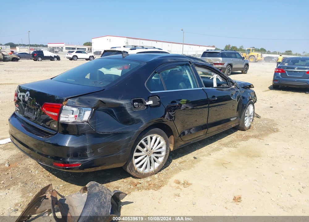 2015 VOLKSWAGEN JETTA 1.8T SE VIN: 3VWD07AJXFM229435