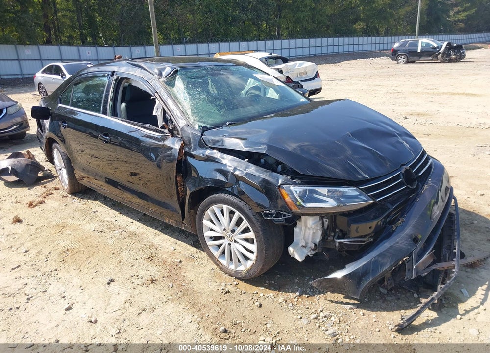 2015 VOLKSWAGEN JETTA 1.8T SE VIN: 3VWD07AJXFM229435