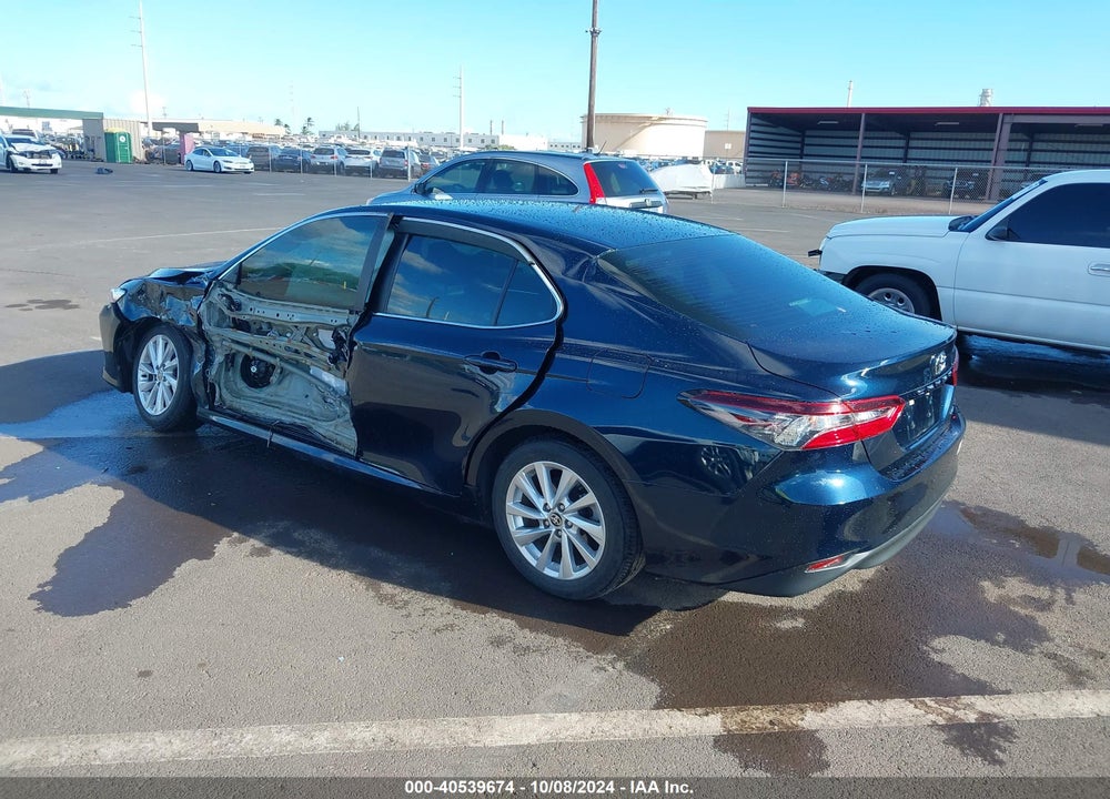 2021 TOYOTA CAMRY LE VIN: 4T1C11AK9MU530221