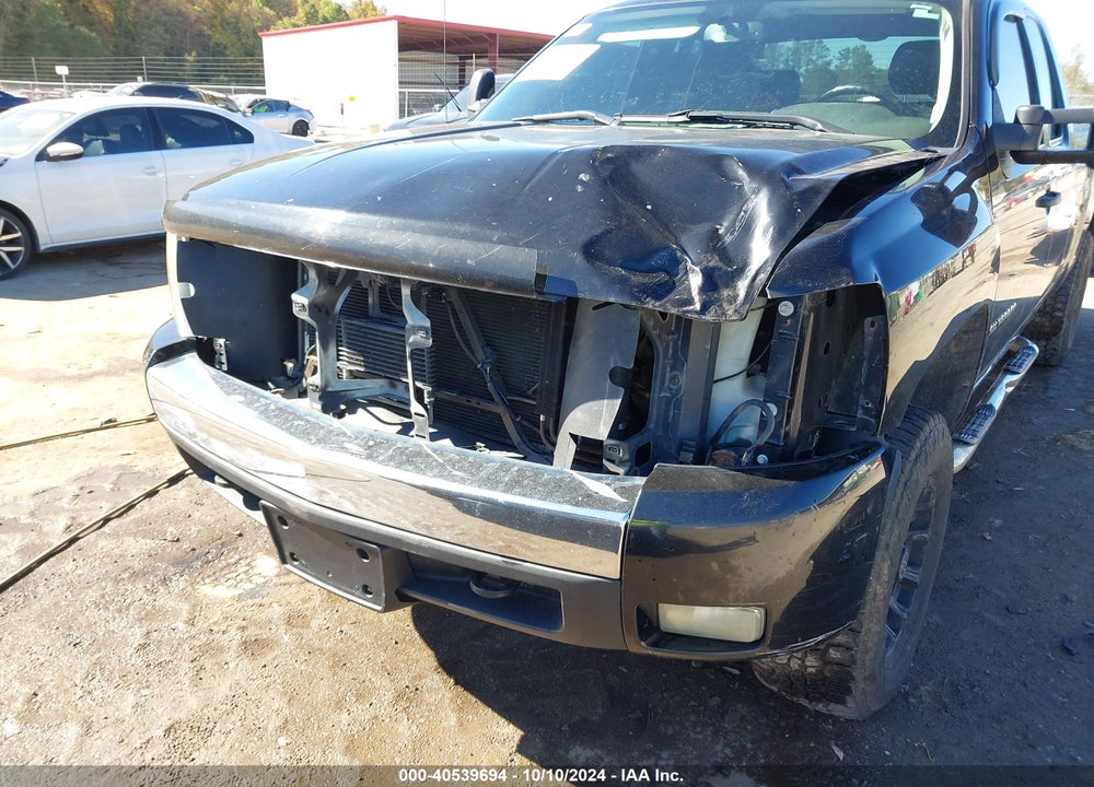 2008 CHEVROLET SILVERADO 1500 LT1 VIN: 2GCEK19J681325754