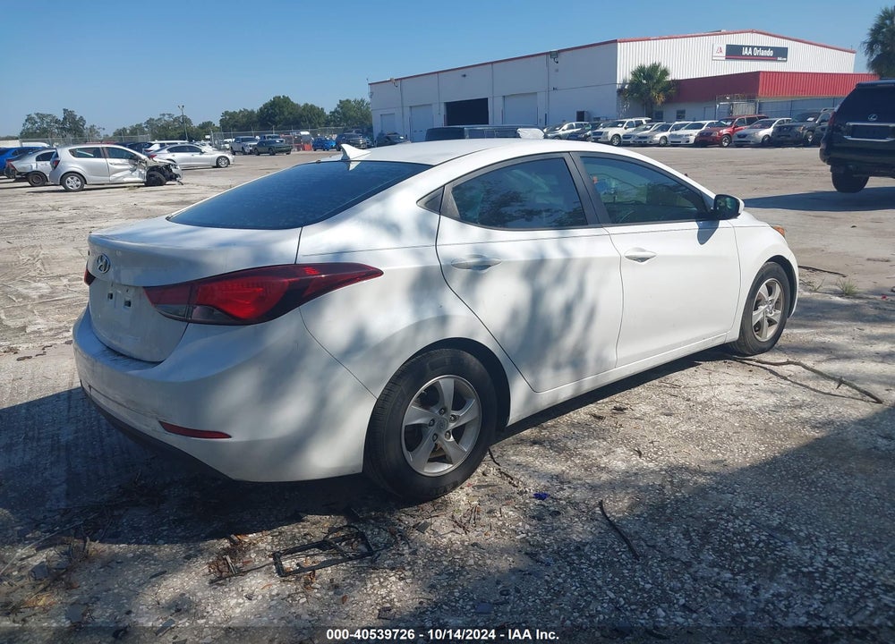2015 HYUNDAI ELANTRA VIN: 5NPDH4AE3FH647581