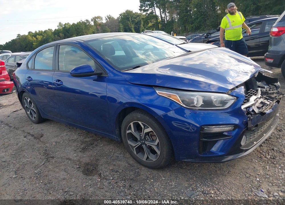 2019 KIA FORTE LXS VIN: 3KPF24AD0KE027027