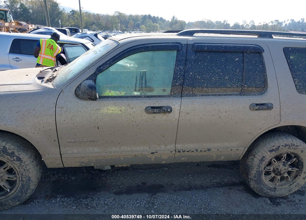 2004 FORD EXPLORER VIN: 1FMZU72K84ZA47681
