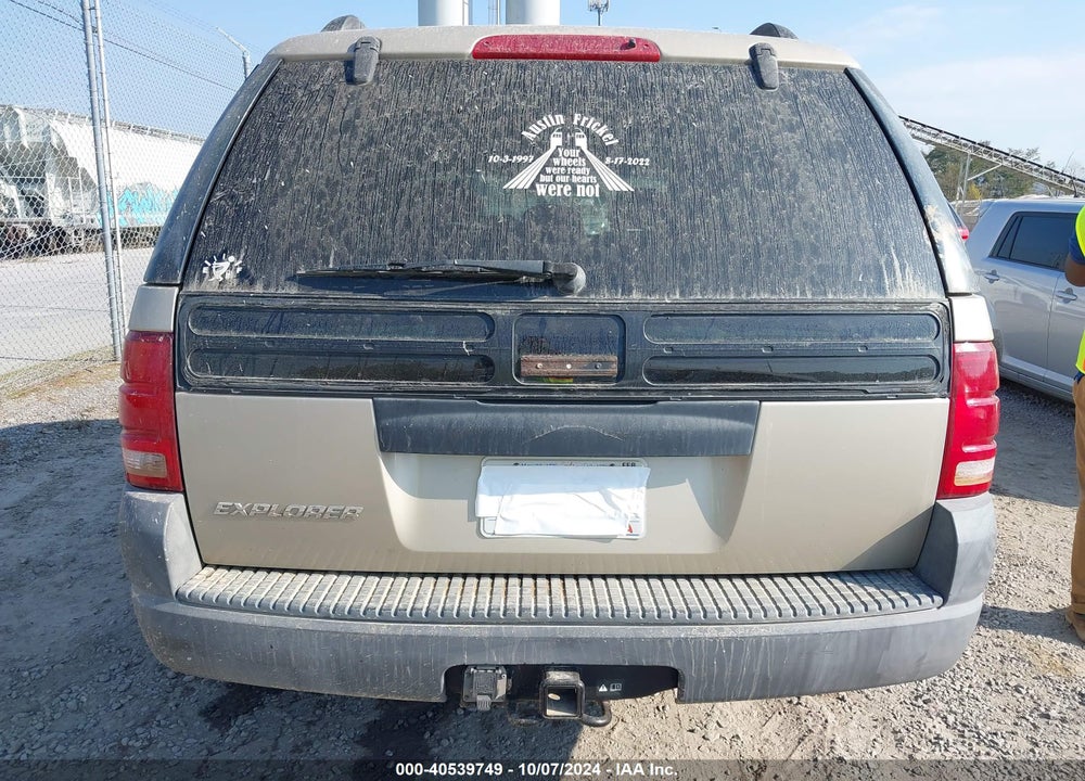 2004 FORD EXPLORER VIN: 1FMZU72K84ZA47681