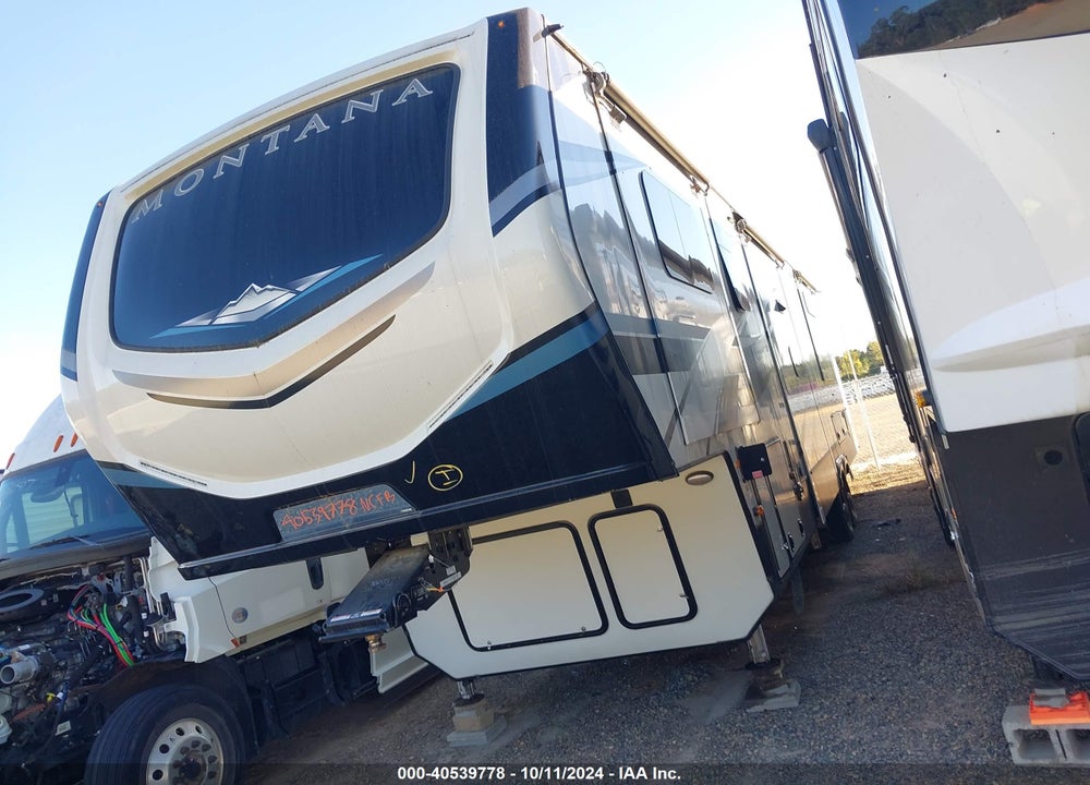 2021 KEYSTONE MONTANA VIN: 4YDF37622M4700861