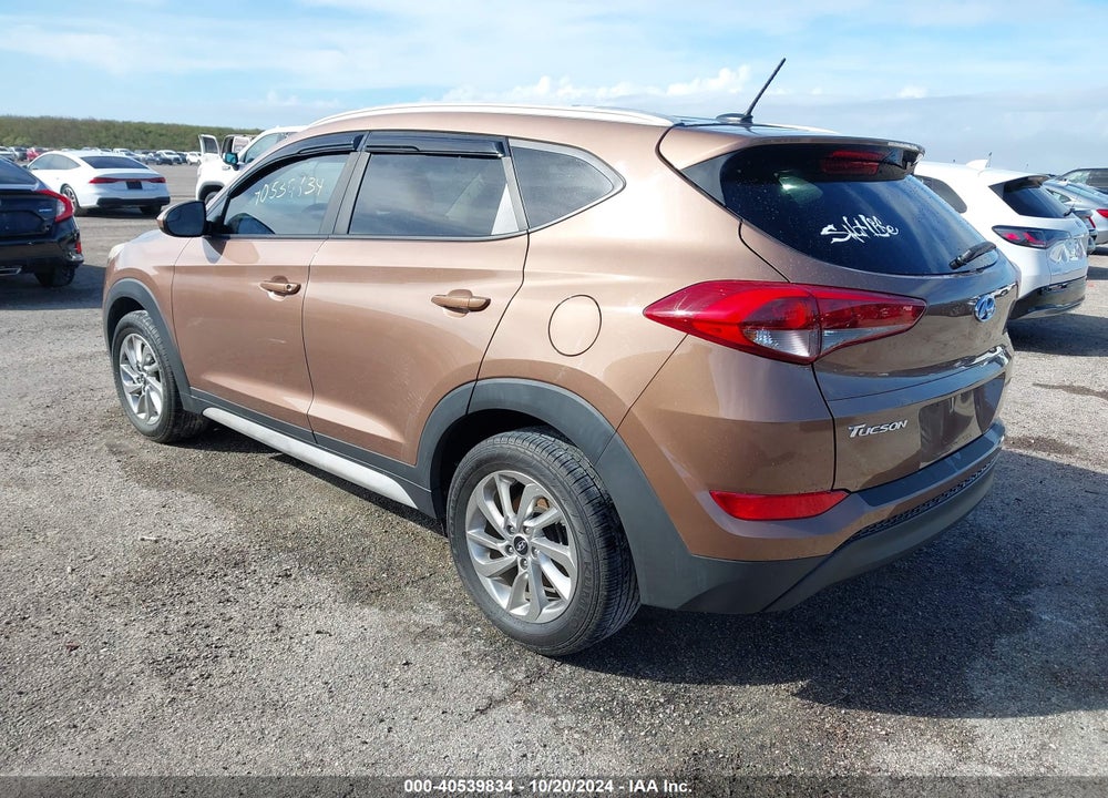 2017 HYUNDAI TUCSON SE VIN: KM8J33A41HU478183