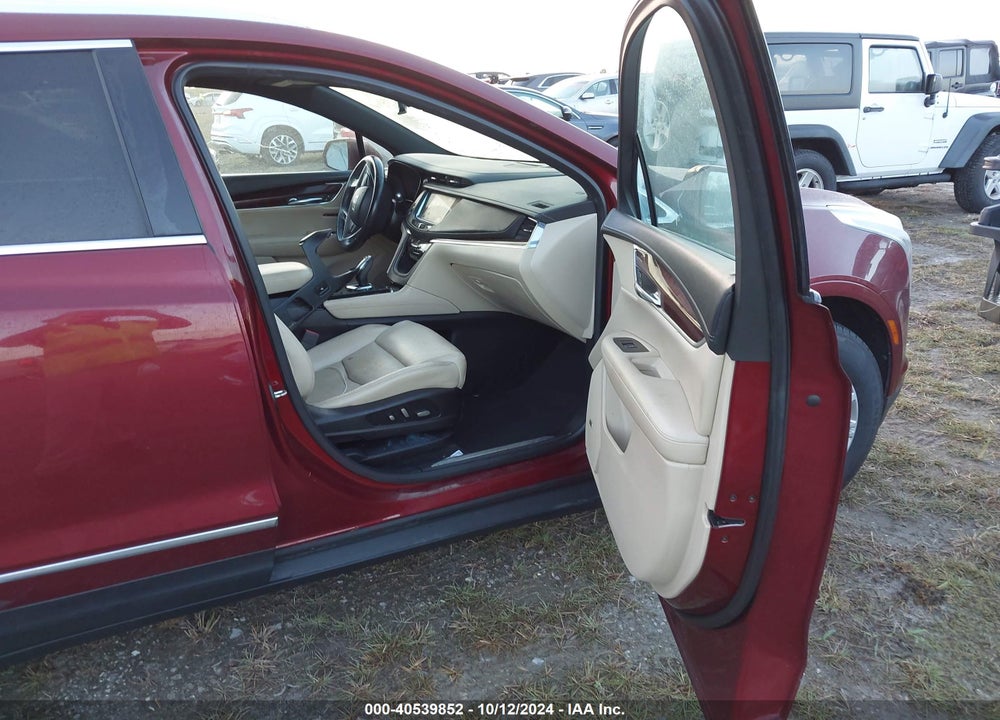 2017 CADILLAC XT5 LUXURY VIN: 1GYKNBRS7HZ149369