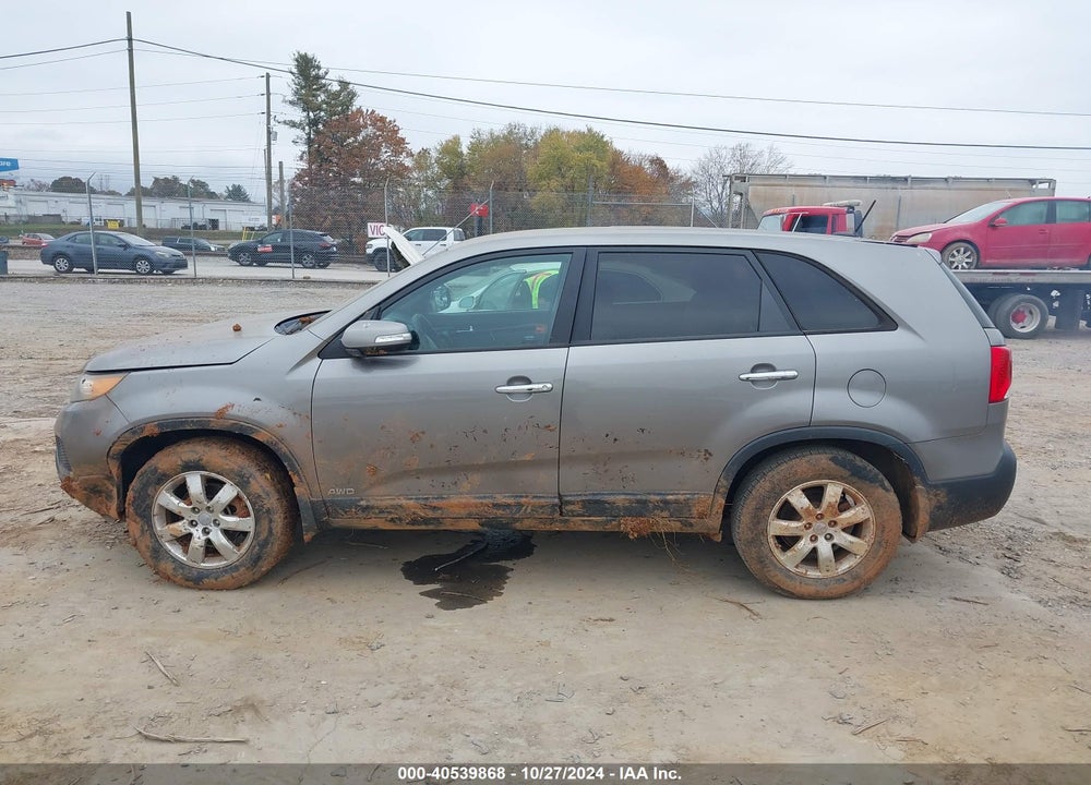 2012 KIA SORENTO VIN: 5XYKTCA60CG221472