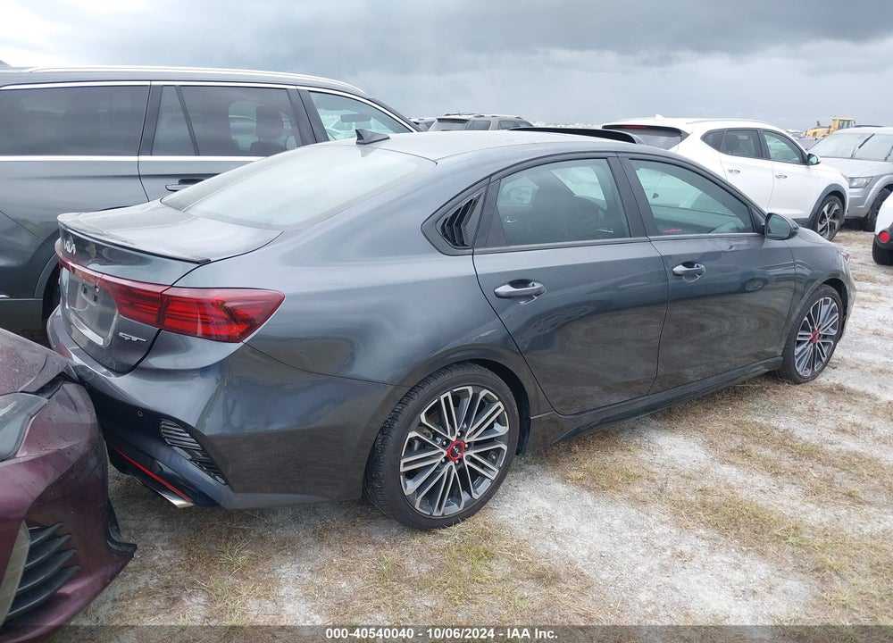 2024 KIA FORTE GT VIN: 3KPF44AC8RE688963