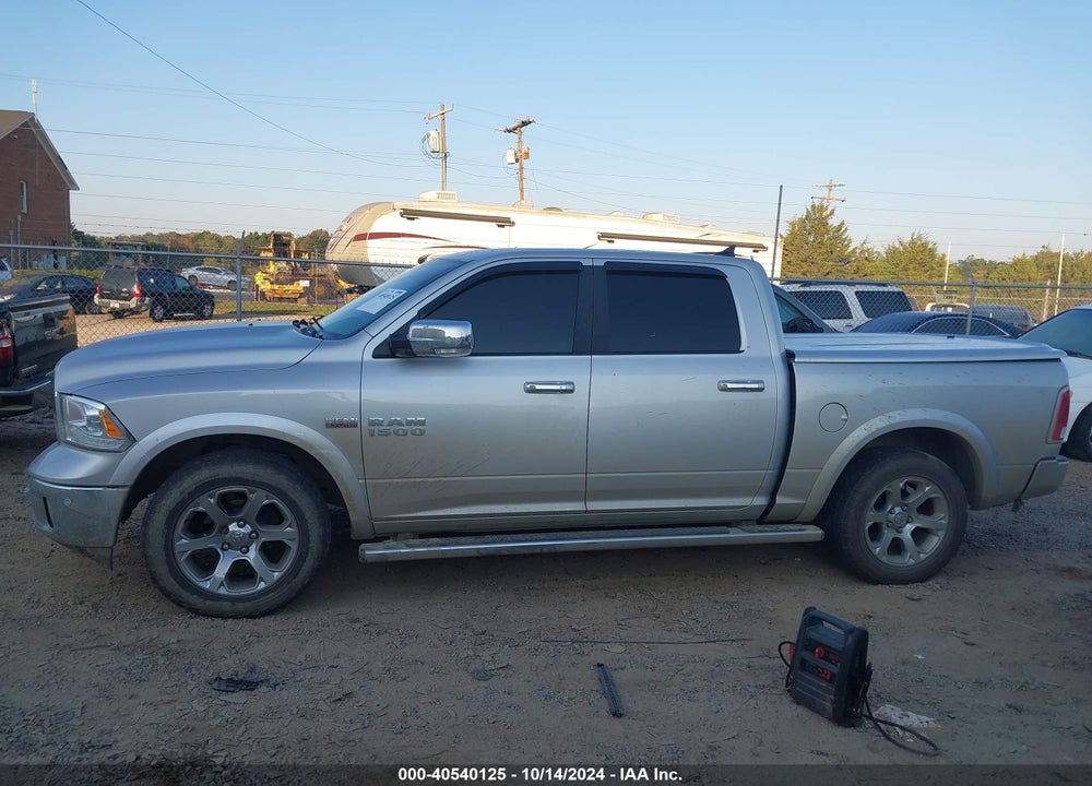 2017 RAM 1500 LAIE  4X4 5'7 BOX VIN: 1C6RR7NT0HS722424
