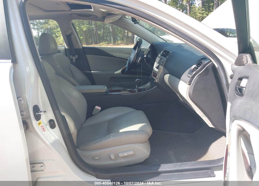 2006 LEXUS IS 250 VIN: JTHCK262262005515