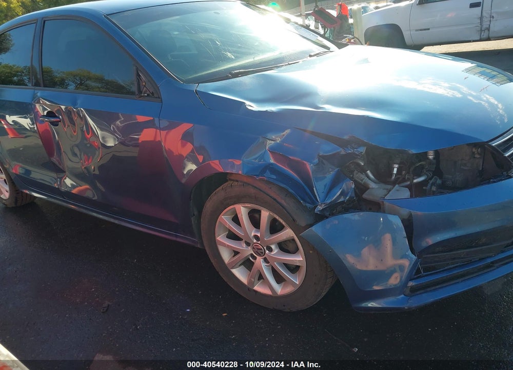 2015 VOLKSWAGEN JETTA 1.8T SE VIN: 3VWD17AJ7FM246982