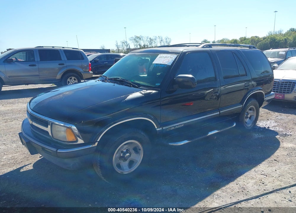 1996 CHEVROLET BLAZER VIN: 1GNCS13W5T2230209
