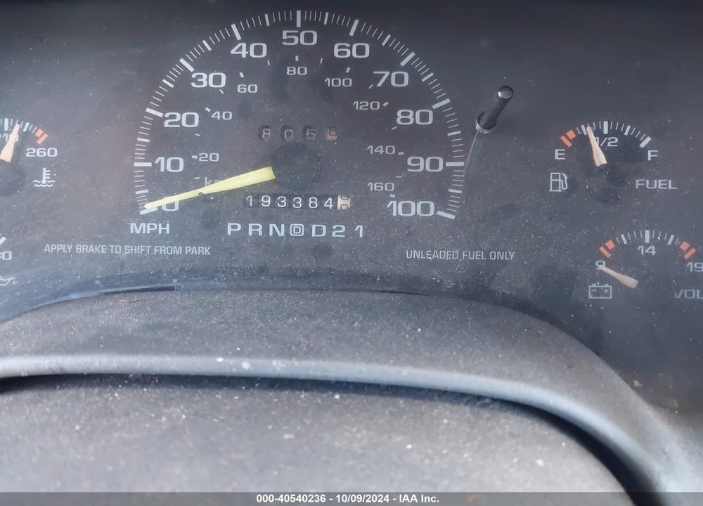 1996 CHEVROLET BLAZER VIN: 1GNCS13W5T2230209