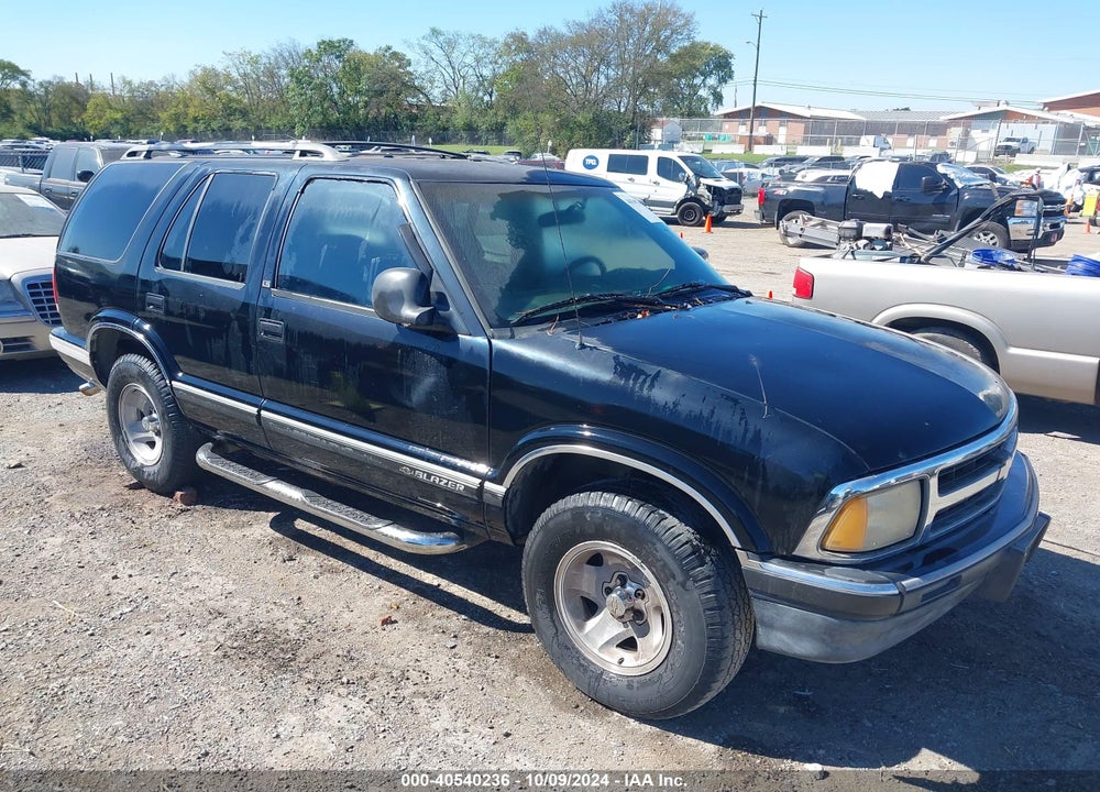1996 CHEVROLET BLAZER VIN: 1GNCS13W5T2230209