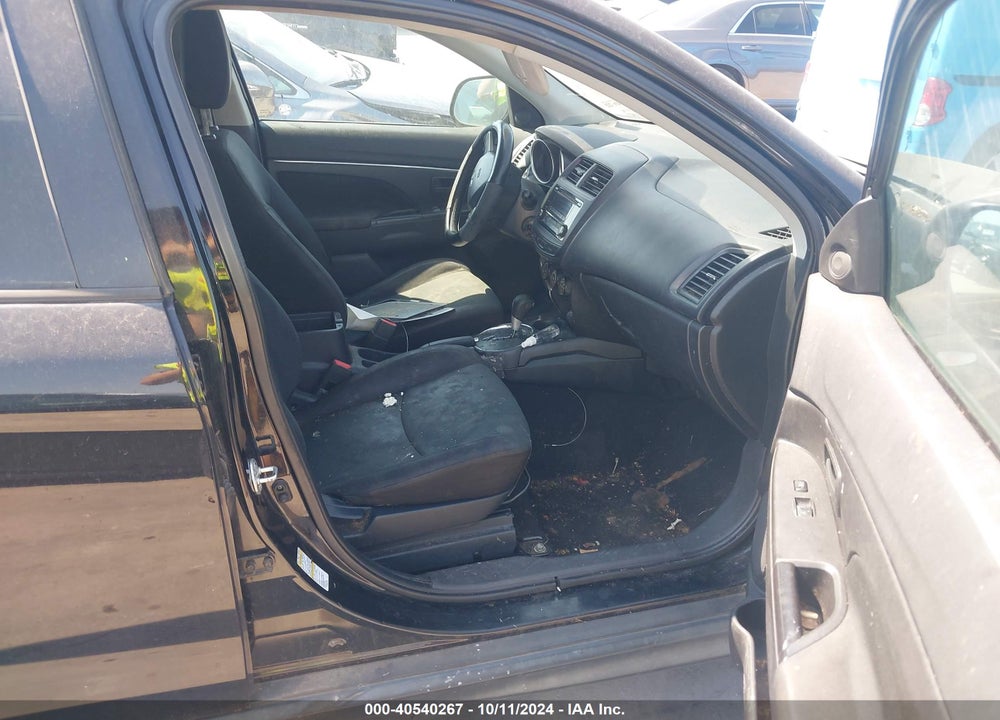 2015 MITSUBISHI OUTLANDER SPORT ES VIN: 4A4AP3AU2FE028406