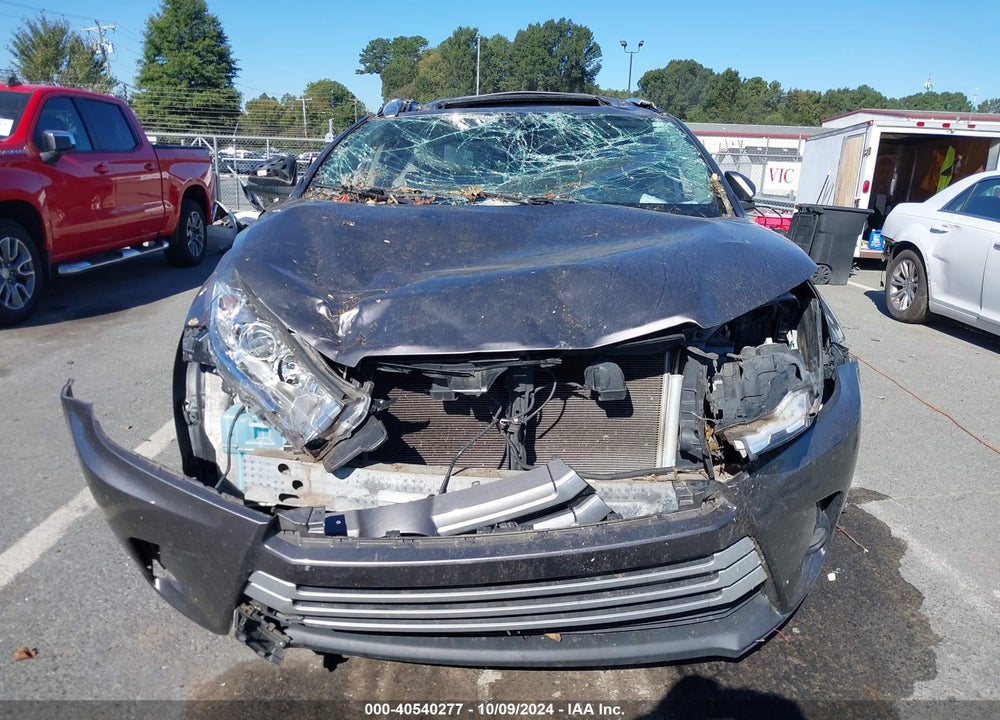 2019 TOYOTA HIGHLANDER XLE VIN: 5TDJZRFHXKS566873