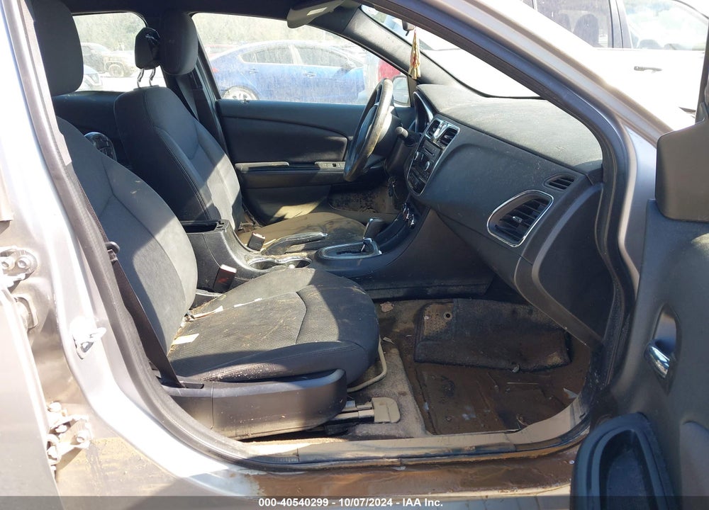 2013 CHRYSLER 200 LX VIN: 1C3CCBAG9DN767483