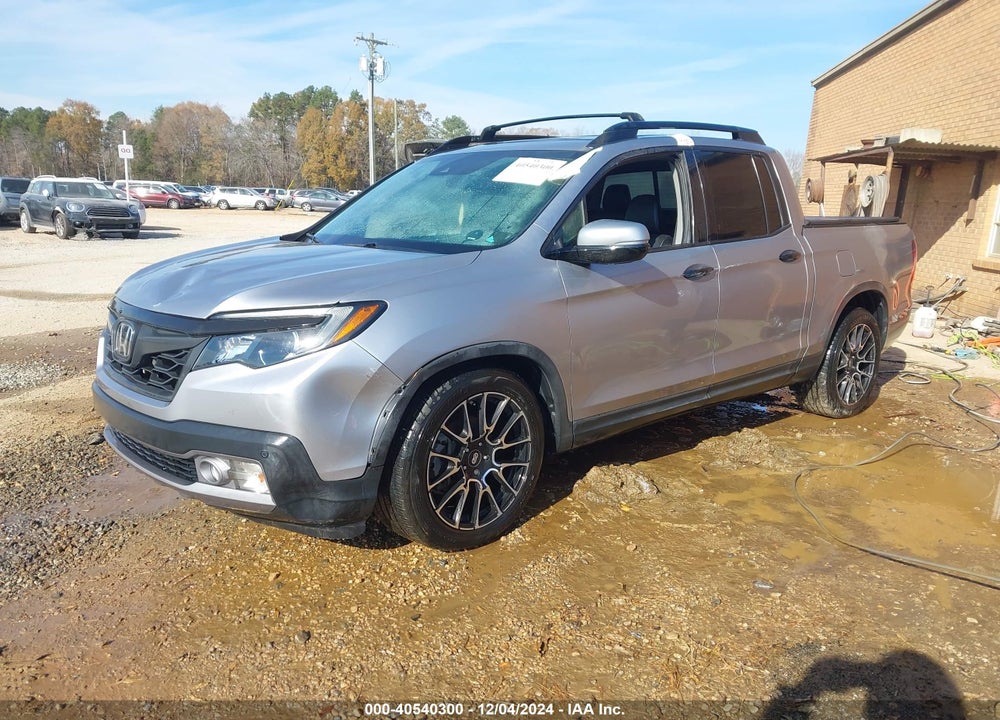 2018 HONDA RIDGELINE RTL-E VIN: 5FPYK3F75JB010262