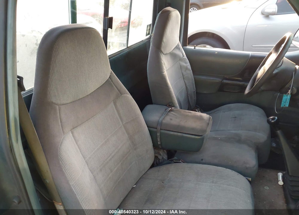 1996 FORD RANGER VIN: 1FTCR10A4TUA85200