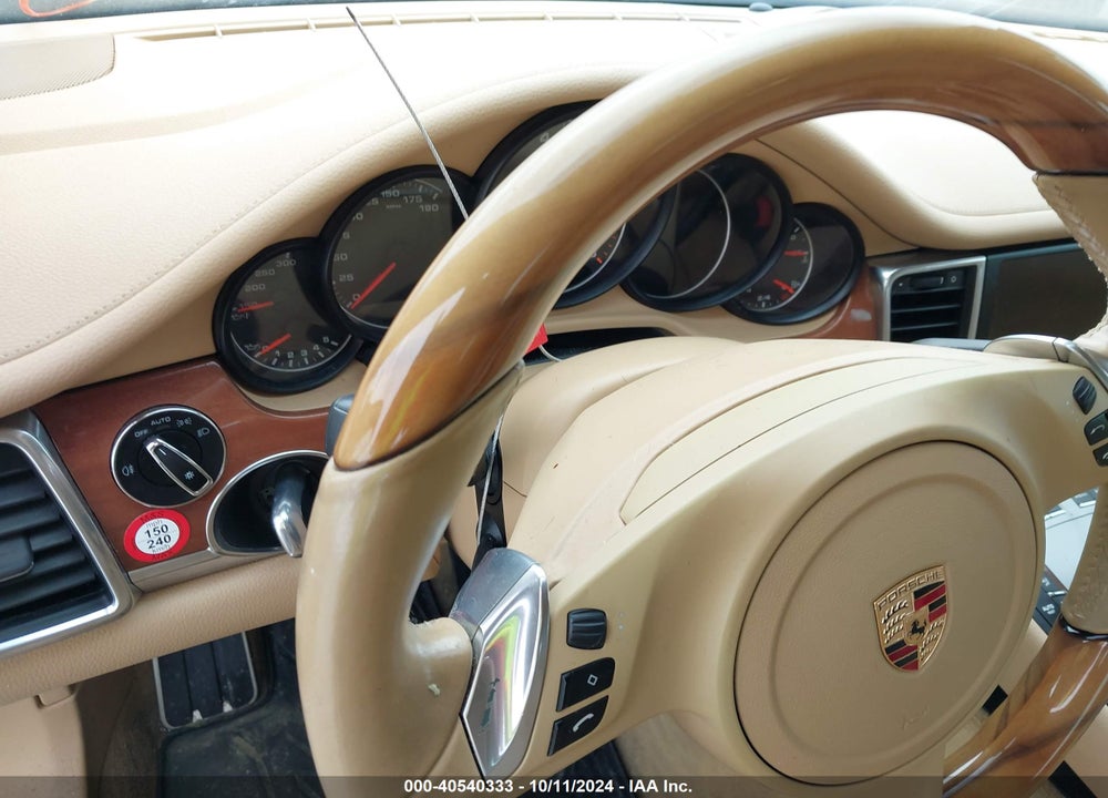 2014 PORSCHE PANAMERA 4 VIN: WP0AA2A75EL014426