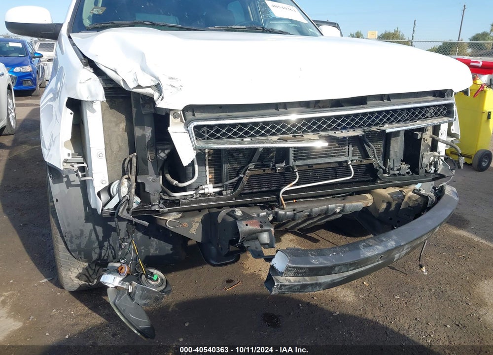 2014 CHEVROLET TAHOE LT VIN: 1GNSCBE05ER249344