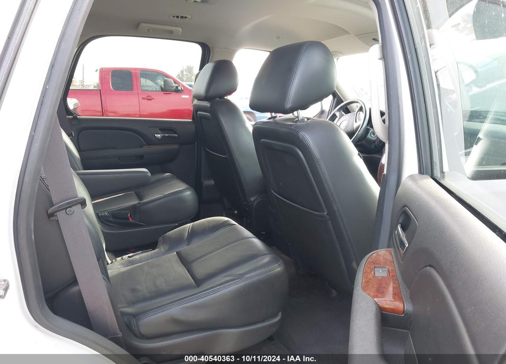 2014 CHEVROLET TAHOE LT VIN: 1GNSCBE05ER249344