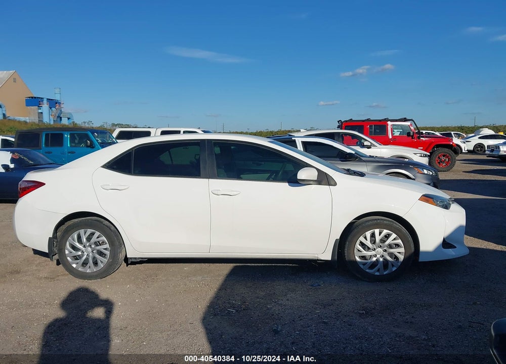 2019 TOYOTA COROLLA LE VIN: 5YFBURHE5KP929434