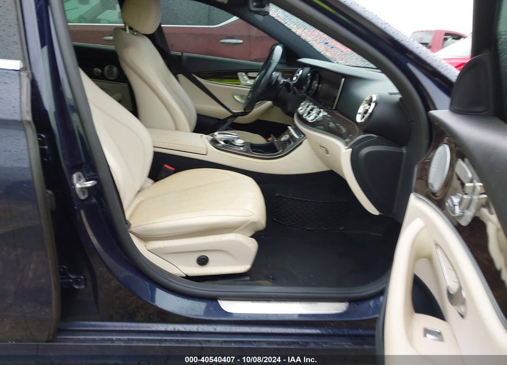 2019 MERCEDES-BENZ E 300 VIN: WDDZF4JB2KA675025
