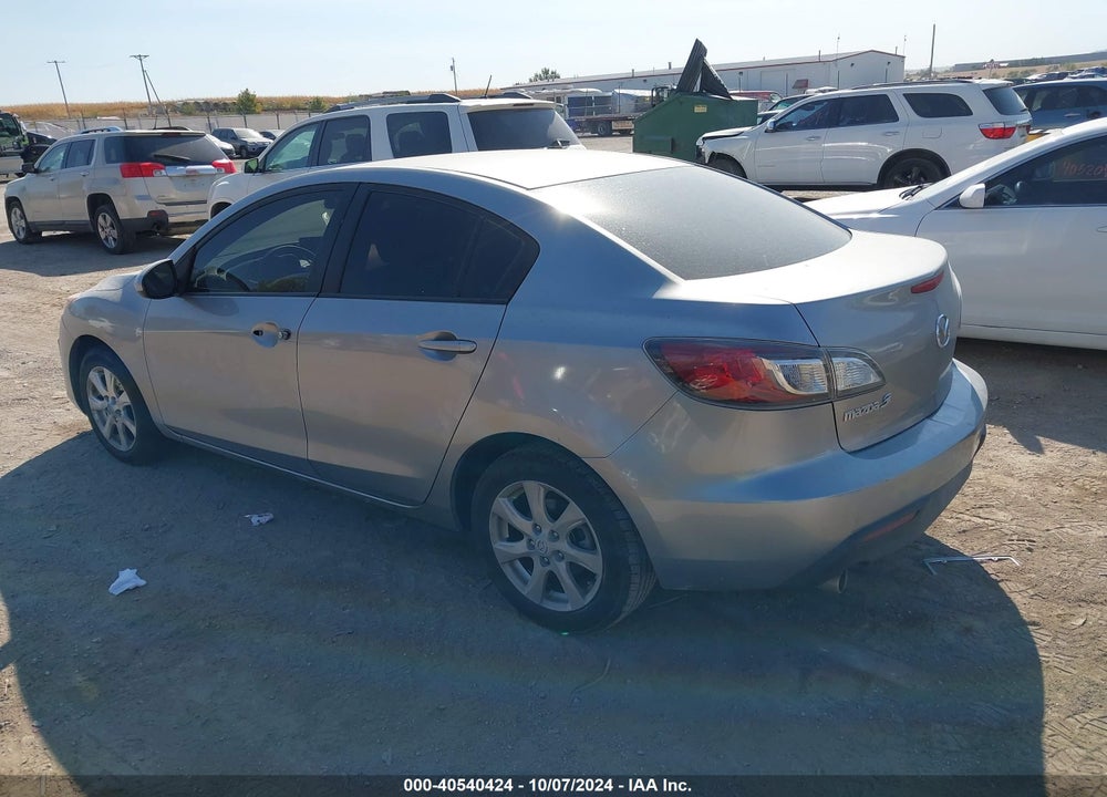 2011 MAZDA MAZDA3 VIN: JM1BL1VF1B1388498