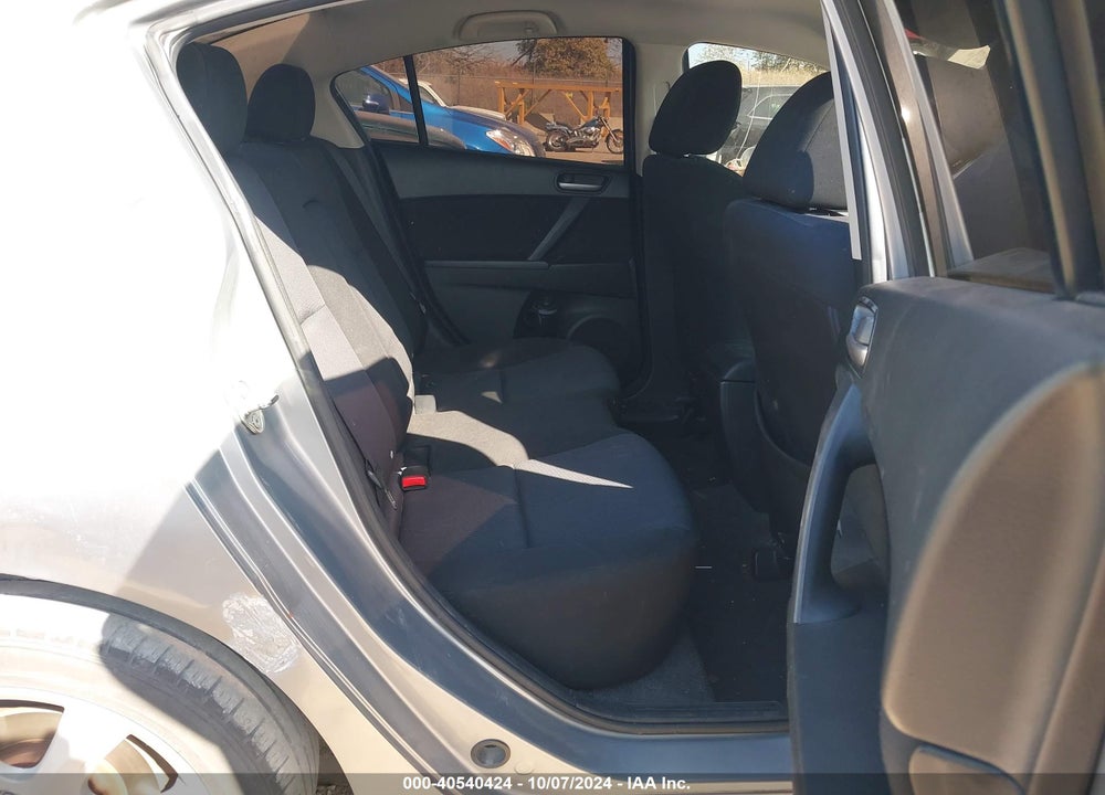2011 MAZDA MAZDA3 VIN: JM1BL1VF1B1388498