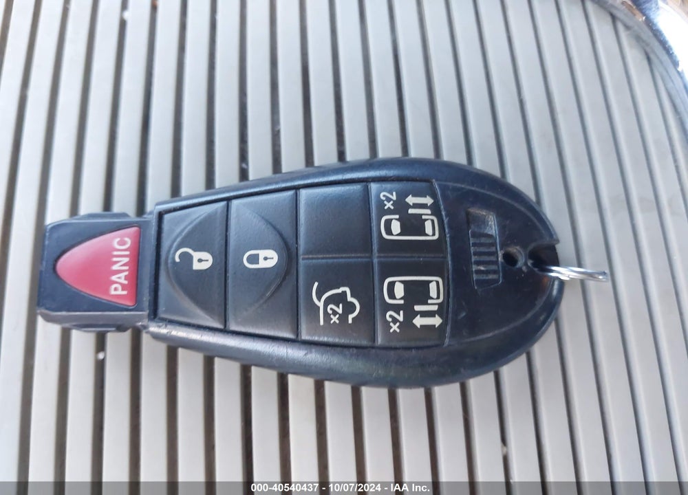 2012 DODGE GRAND CARAVAN SXT VIN: 2C4RDGCG4CR319490
