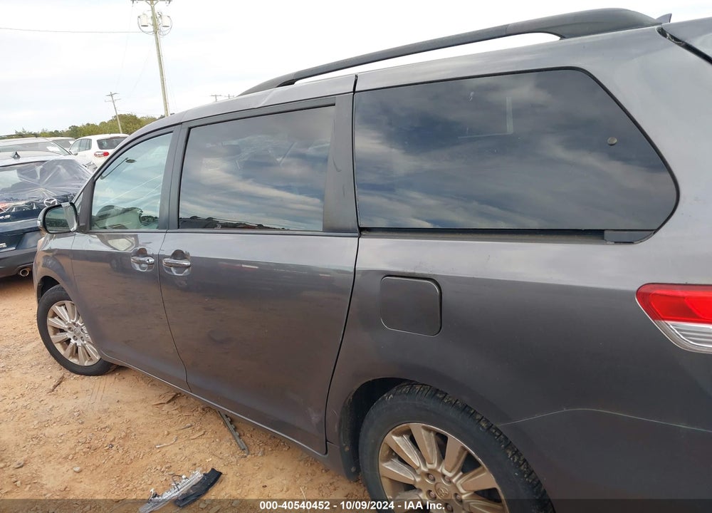 2014 TOYOTA SIENNA LIMITED 7 PASSENGER VIN: 5TDDK3DC3ES082487