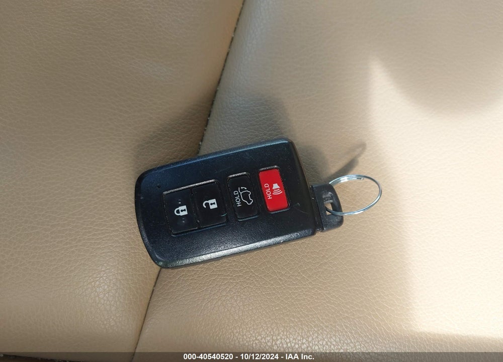 2017 TOYOTA RAV4 LIMITED VIN: 2T3DFREV0HW632433
