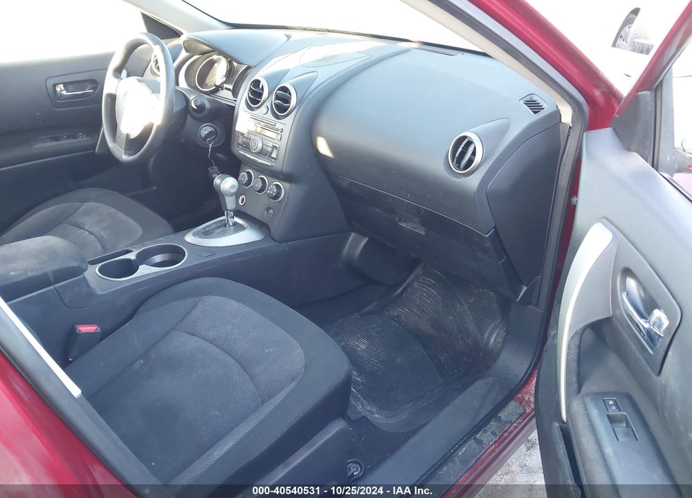 2013 NISSAN ROGUE S VIN: JN8AS5MV8DW123439