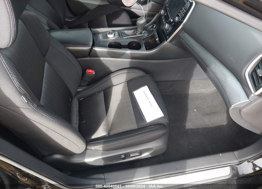 2017 NISSAN MAXIMA 3.5 S VIN: 1N4AA6AP4HC365538