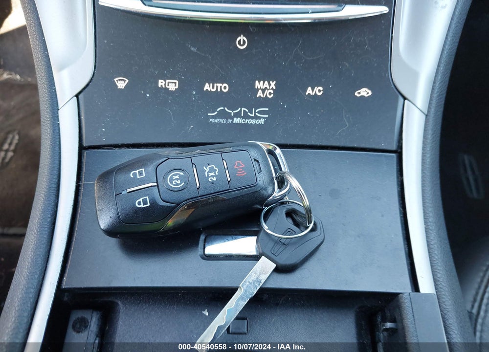 2013 LINCOLN MKZ VIN: 3LN6L2G92DR828456