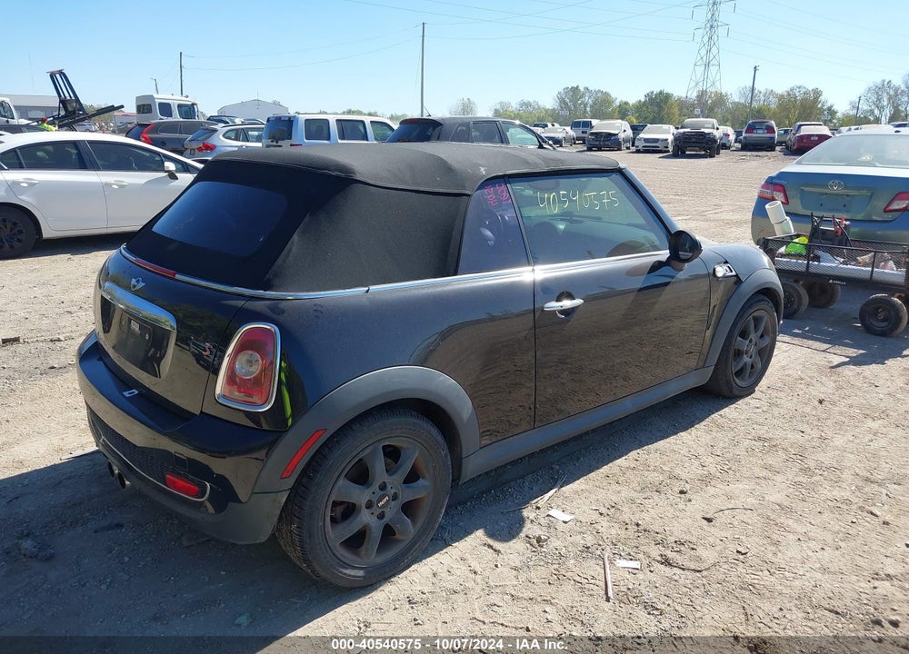 2010 MINI COOPER S VIN: WMWMS3C51ATY51029
