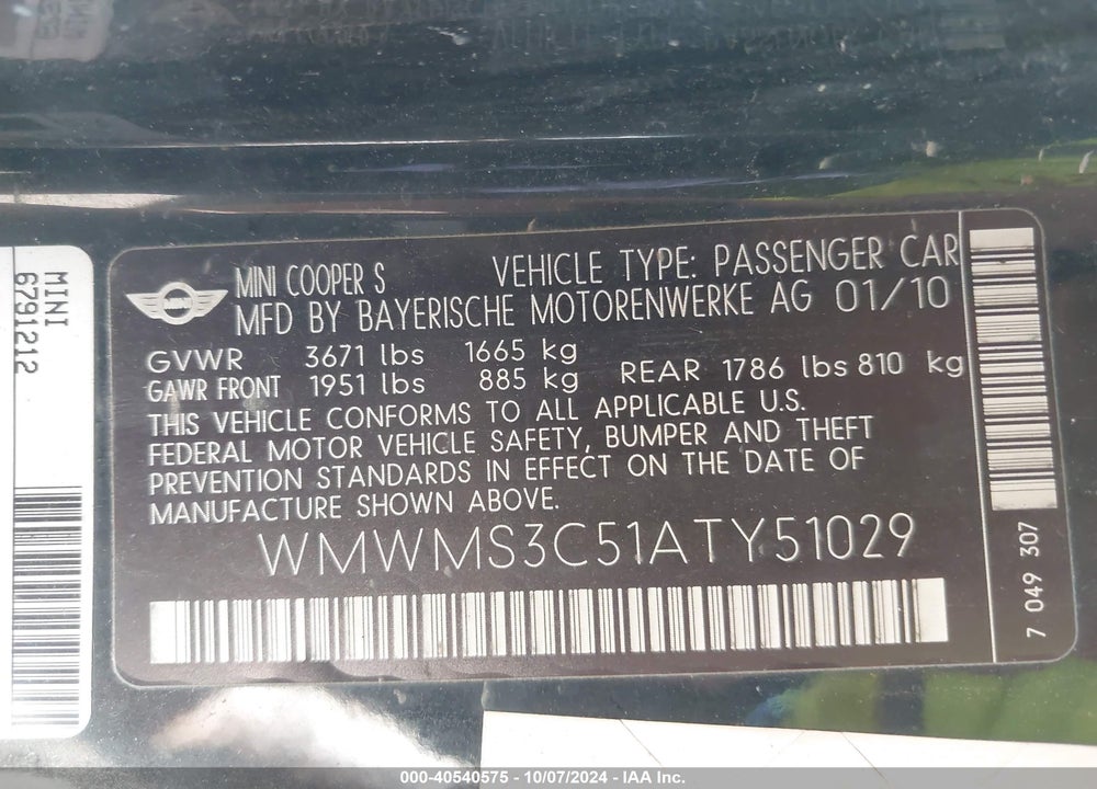 2010 MINI COOPER S VIN: WMWMS3C51ATY51029