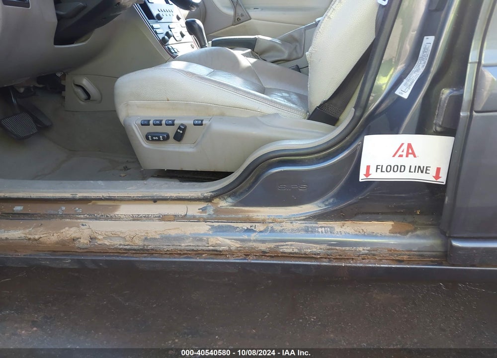 2005 VOLVO S60 2.5T VIN: YV1RS592452443759