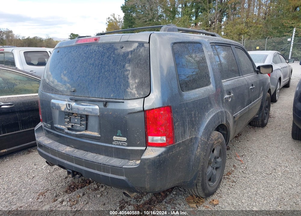 2011 HONDA PILOT EX-L VIN: 5FNYF4H59BB016095